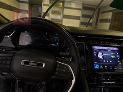 جیپ گراند شیرۆکی